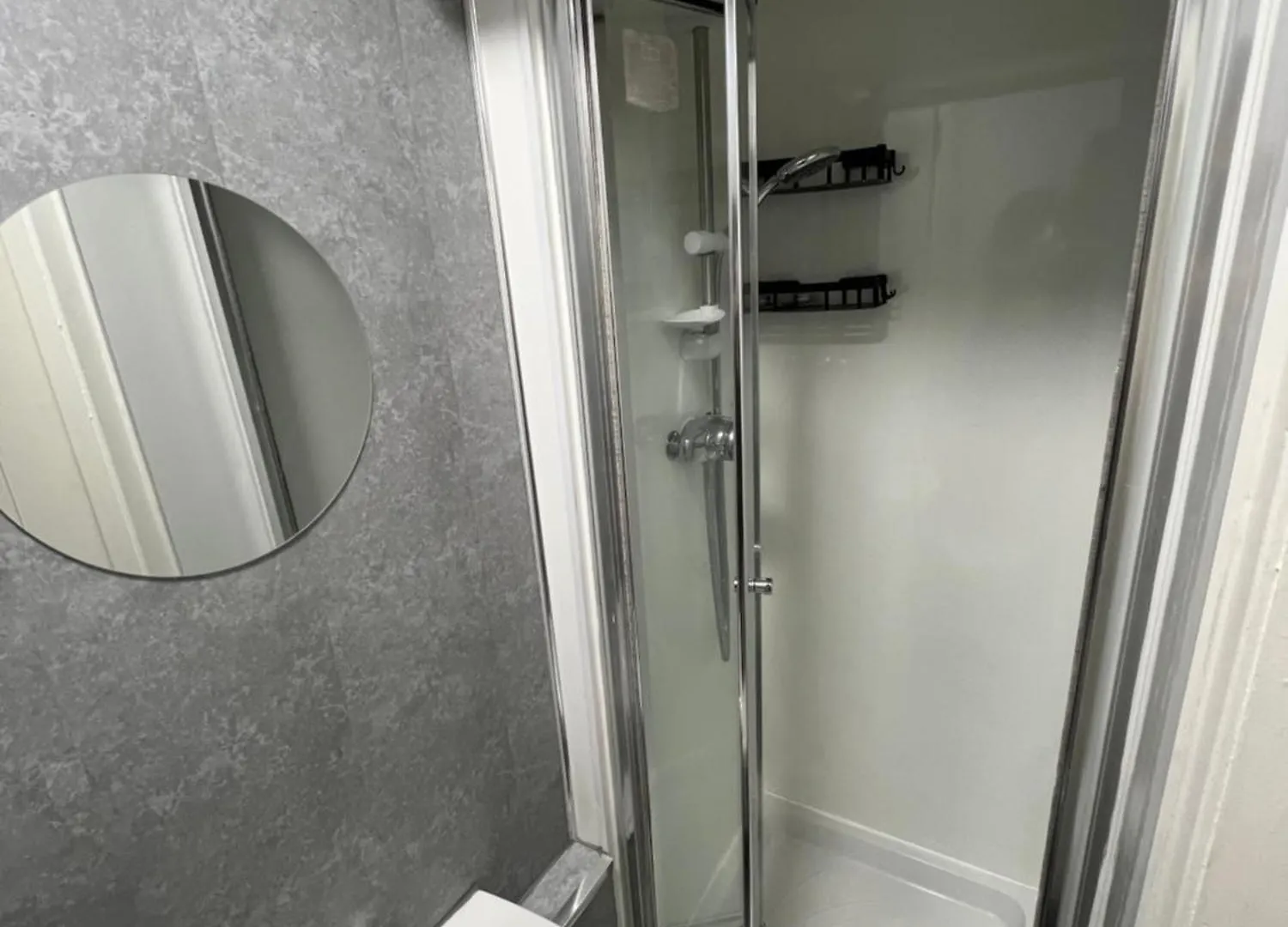 2 Bed Flat In Edinburgh City Appartement